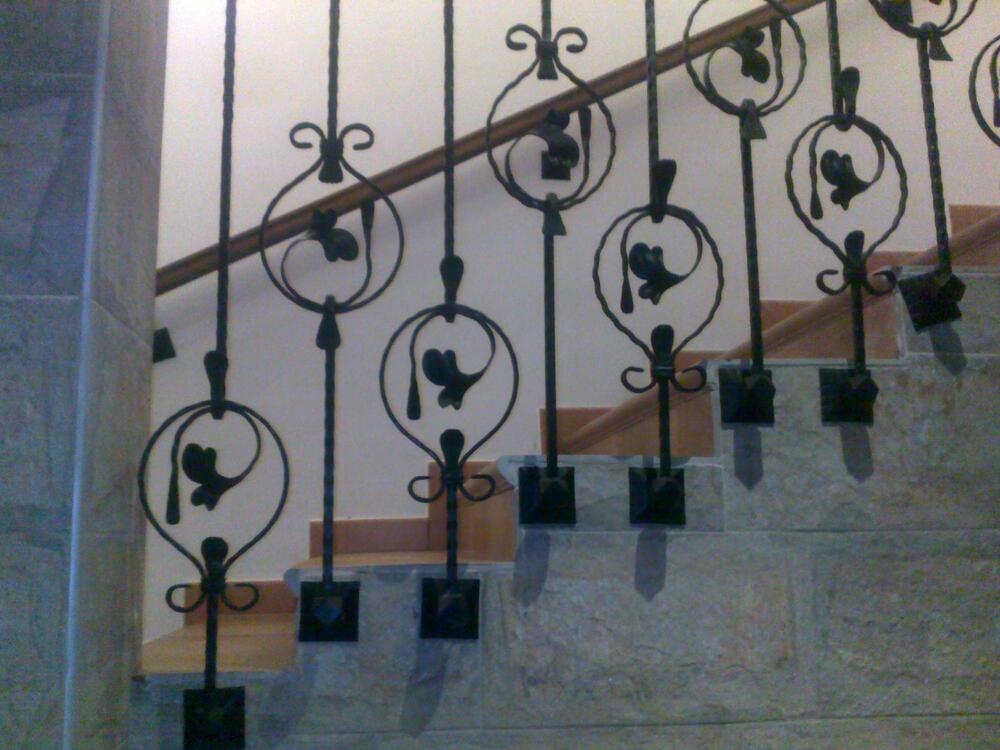 Gantries and doors