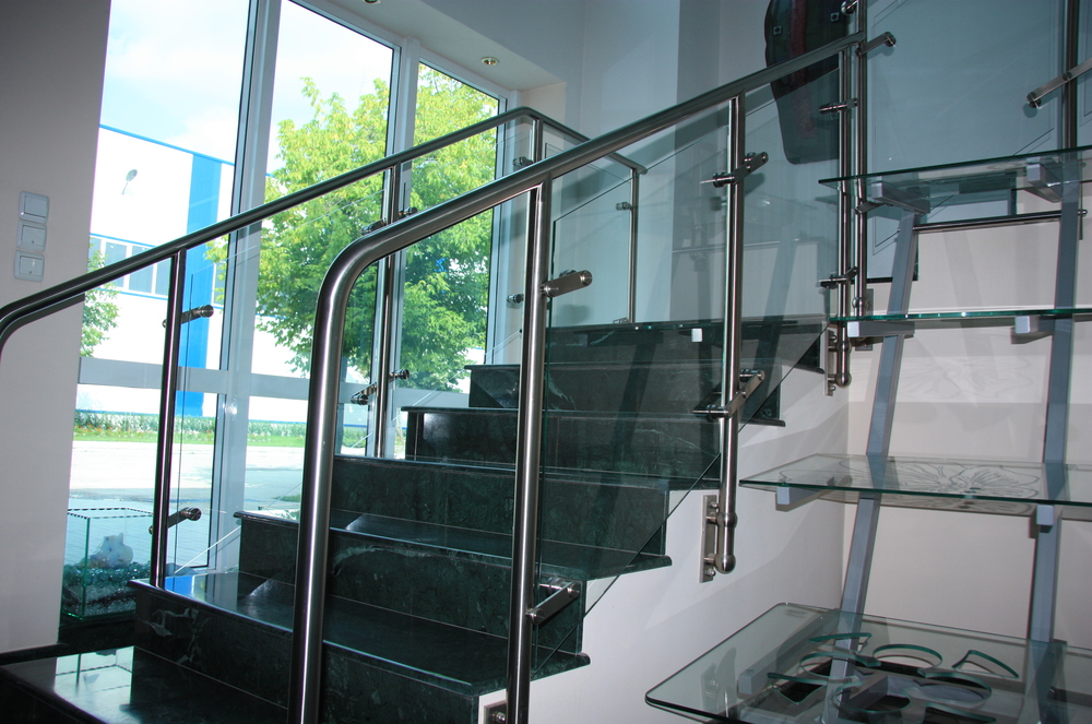 Stainless steel and glass railings and aluminium railings